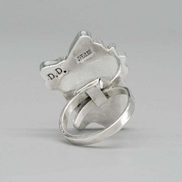 STERLING SILVER AND INLAID DAISY DUCK RING by DON DEWA-ZUNI - Image 3